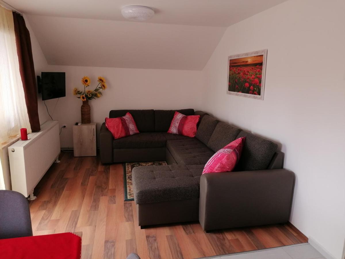 Mimi Vendeghaz Apartment Siofok Luaran gambar
