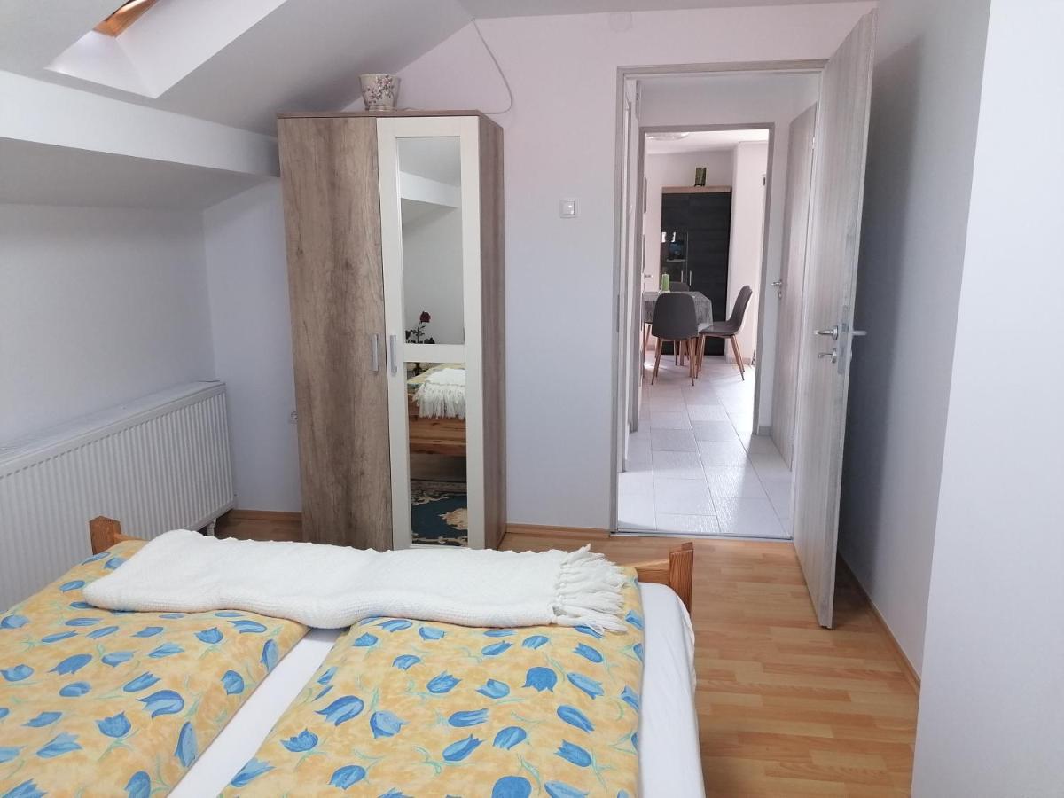 Mimi Vendeghaz Apartment Siofok Luaran gambar