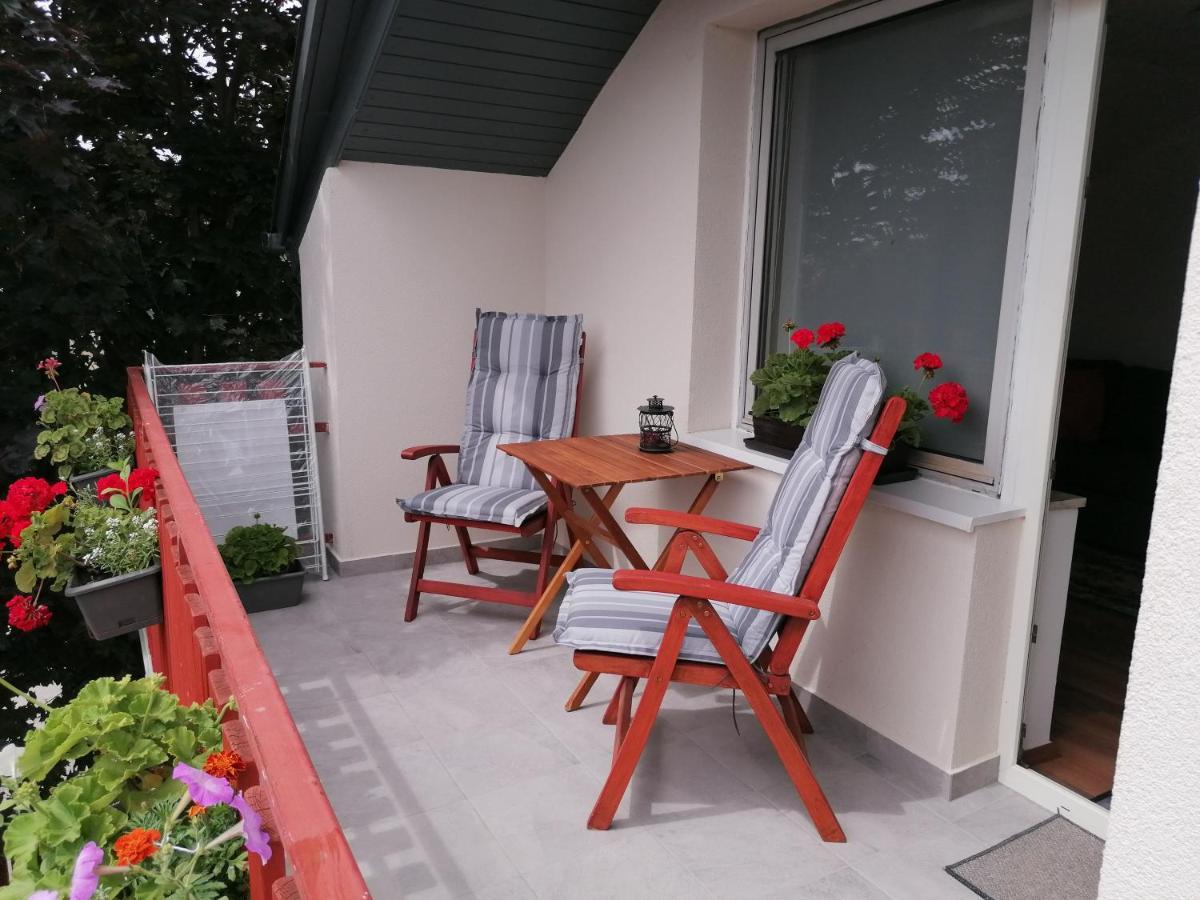 Mimi Vendeghaz Apartment Siofok Luaran gambar
